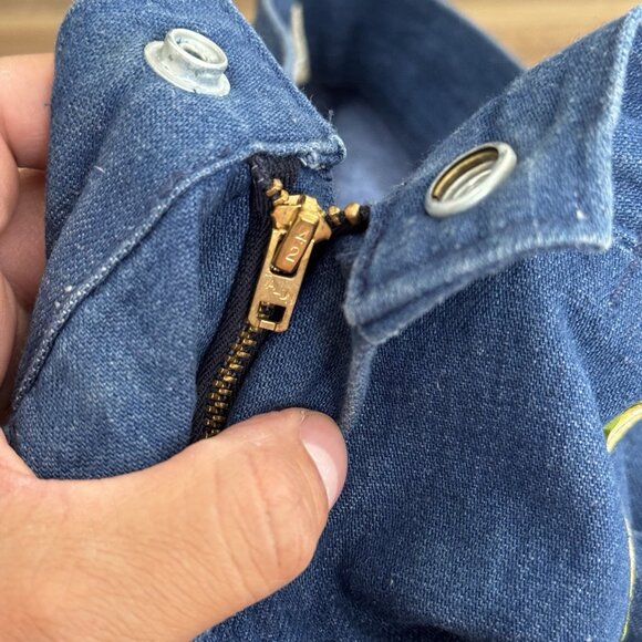 Vintage 70s Petit Fors Floral Flared Jeans - Picture 3 of 15